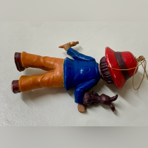 Vintage Miniature Resin Composite Boy w/ Rabbit & Carrot Figurine Ornament - Picture 10 of 10